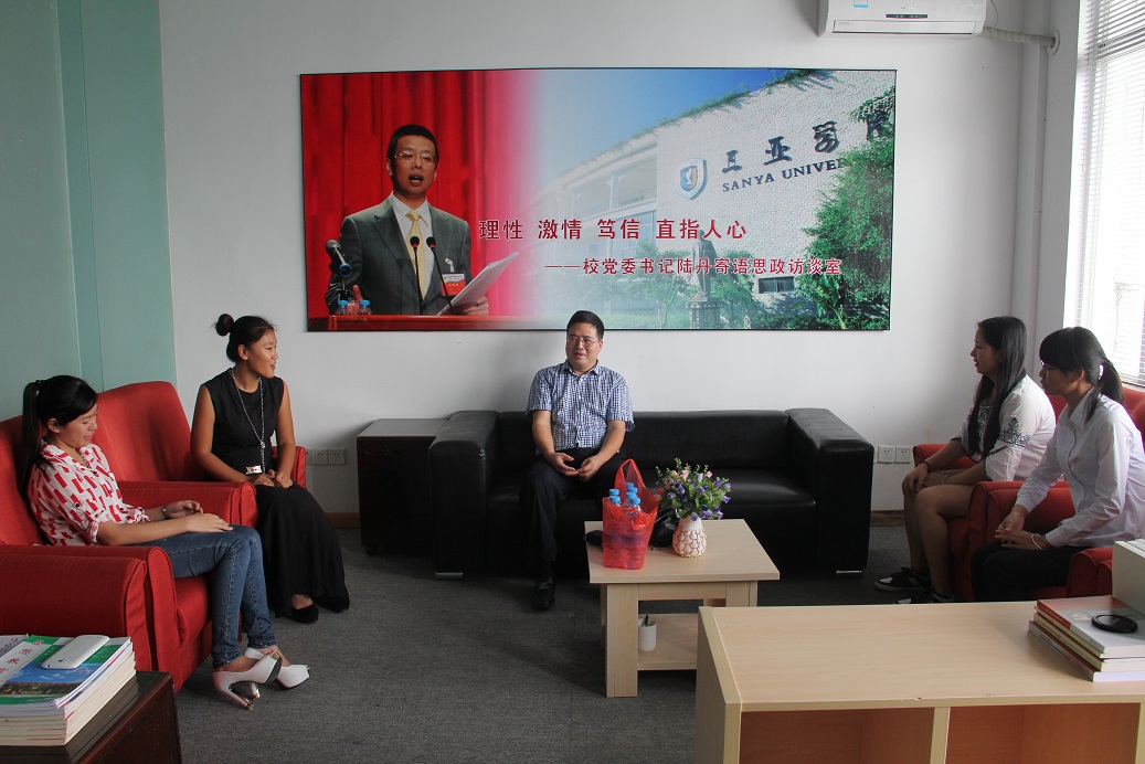 公司思政访谈室受同学追捧