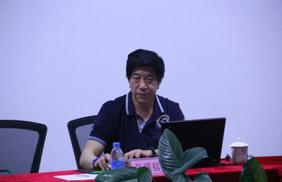 国家社科基金评审专家、《新华文摘》前总编张耀铭教授应邀来